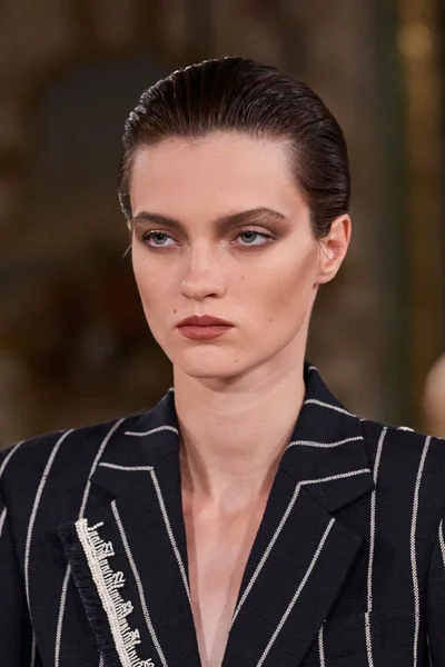 Look 67